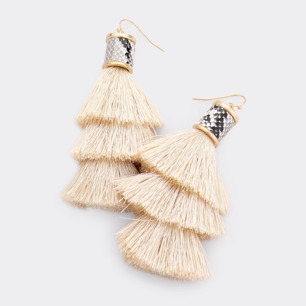 TIERED TASSEL SNAKE DROP EARRINGS- CREAM